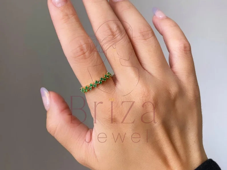 Emerald Cluster Ring - Gold | Briza Jewel