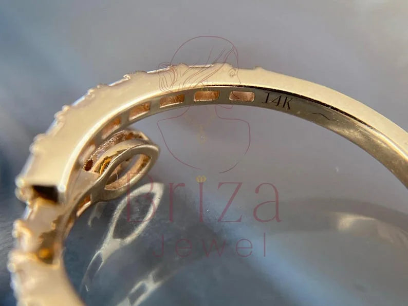 Diamond Snake Ring - Lab Grown Gold Baguette | Briza Jewel