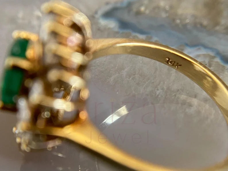 Vintage Oval Ring - Yellow Gold Diamond | Briza Jewel