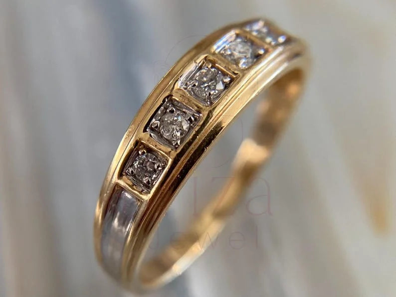 Side profile of a Gold Diamond Wedding Ring crafted in solid 18K gold