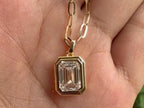 Elegant diamond pendant set in gold from Briza Jewel