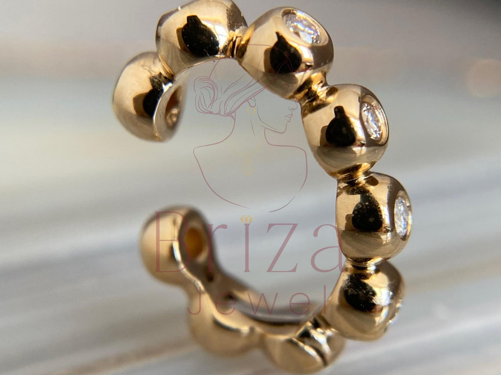 Modern ring