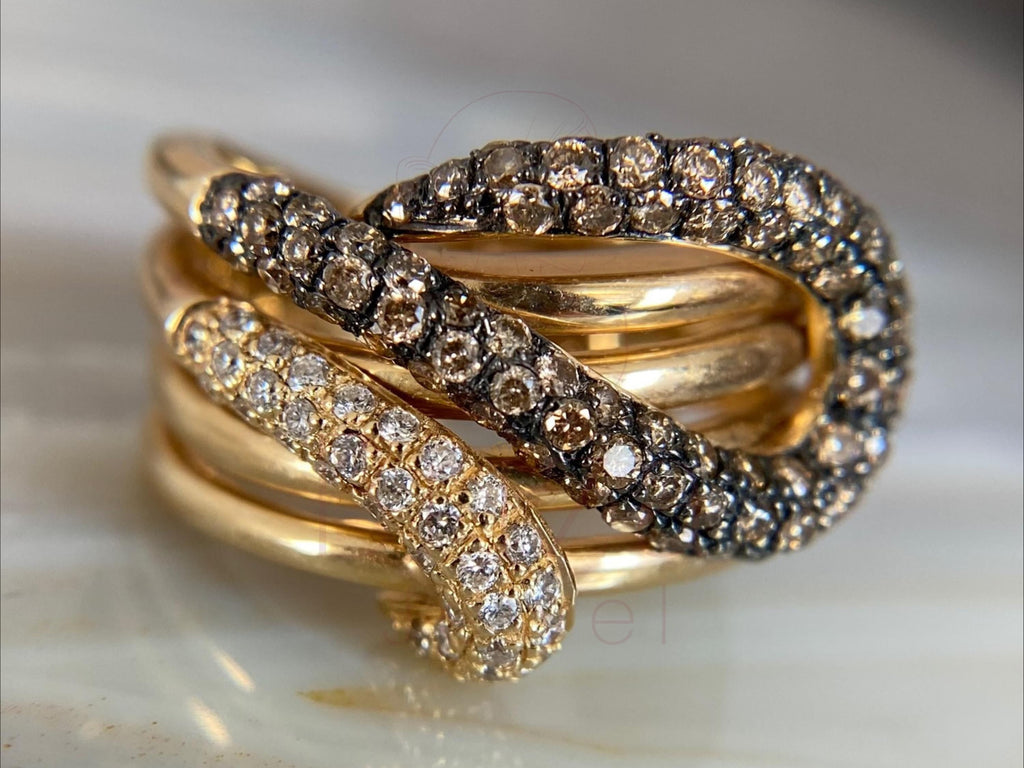 Gold Diamond Crossover Ring with Elegant Modern Design | Briza Jewel