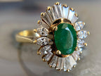 Vintage oval cut ring crafted in gold