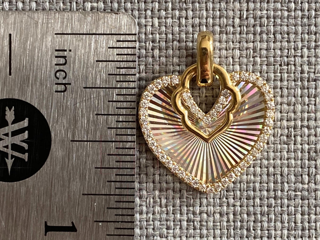 Halo heart cut necklace crafted in gold