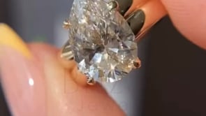 Pear Shaped Solitaire Engagement Ring - 18K Yellow Gold | Briza Jewel