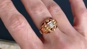 Vintage Round Diamond Ring - Yellow Gold