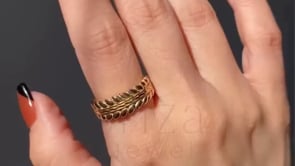 Vintage Gold Leaf Band – Textured Nature Wedding Band