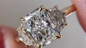 3 stone radiant cut engagement ring - Yellow Gold