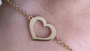 Gold Heart Bracelet - Minimalist