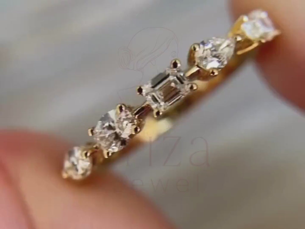 18K Gold Wedding Band - 14K Yellow Gold Diamond Ring