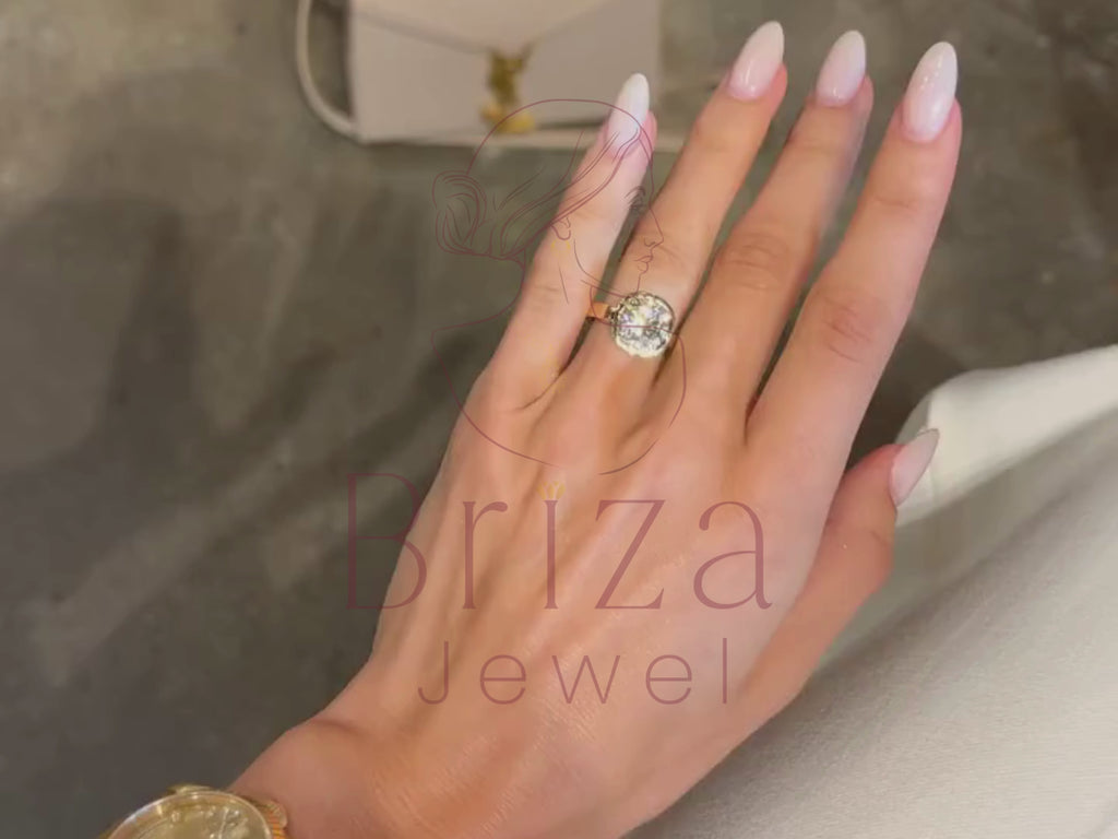 Cushion Cut Wedding Ring | Bezel Set Yellow Gold Solitaire