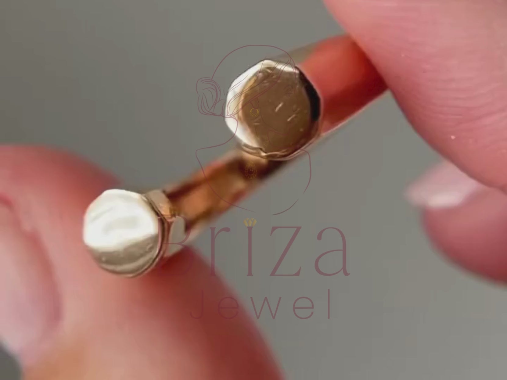 Octagon Ring with Minimal Open End Geometric Gold