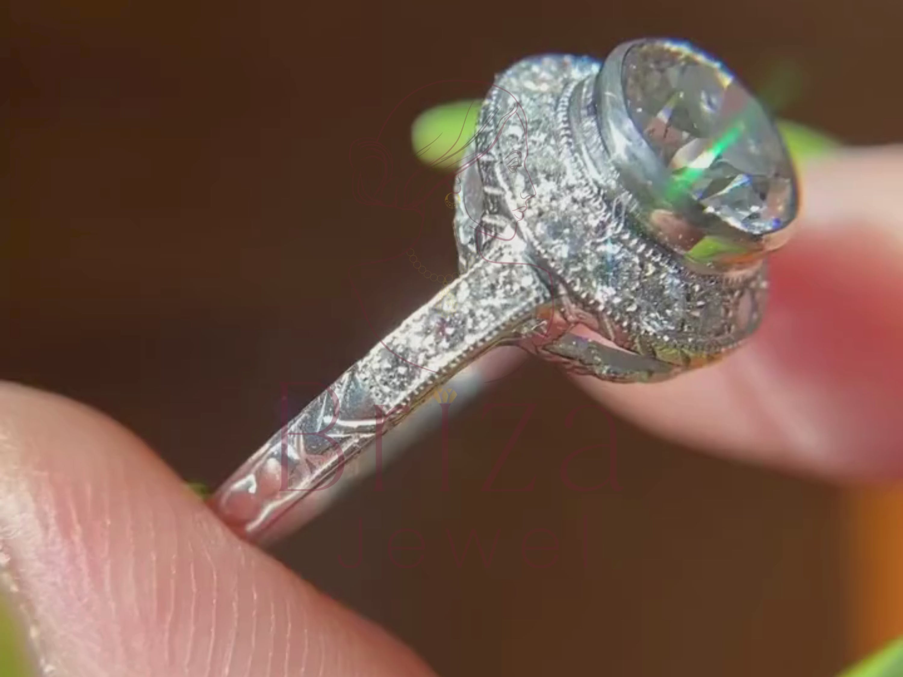 Halo Diamond Engagement Ring with 1.00 CT Round Cut